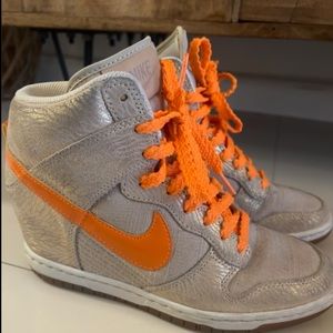 Nike Dunk Sky Hi Vintage Women's 7 Birch/Bright Citrus-Sail-Metallic Gold